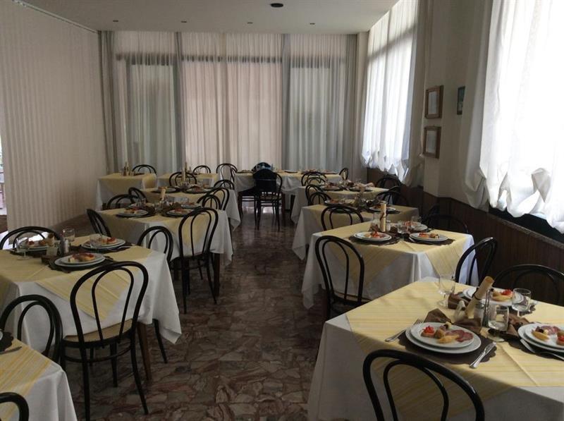 Hotel Granada Cattolica Kültér fotó
